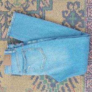 Madewell Women's 24 The Perfect Vintage Tapered Leg Distressed Jeans